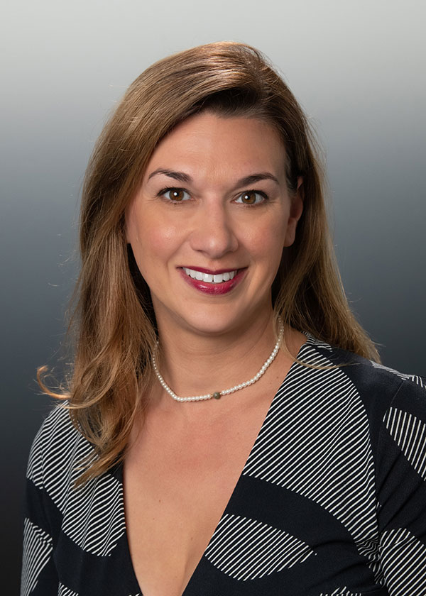 Elizabeth  Hurlburt net worth and biography