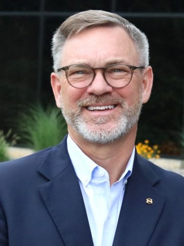 Gary C.  Dake net worth and biography