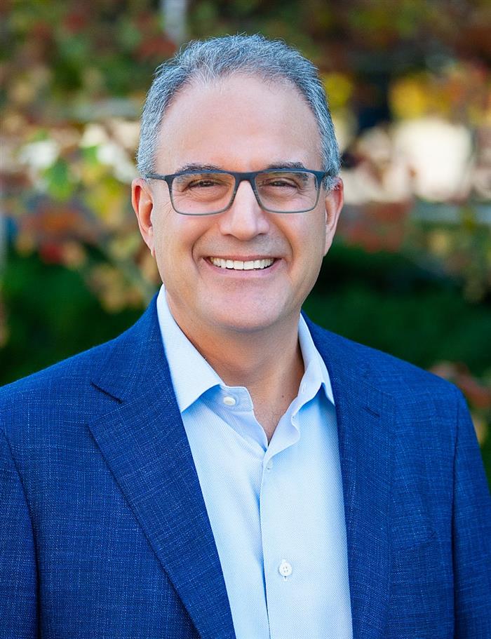Robert G.  Gifford net worth and biography