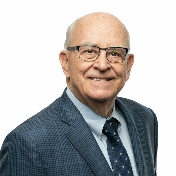 Dennis  Stover net worth and biography