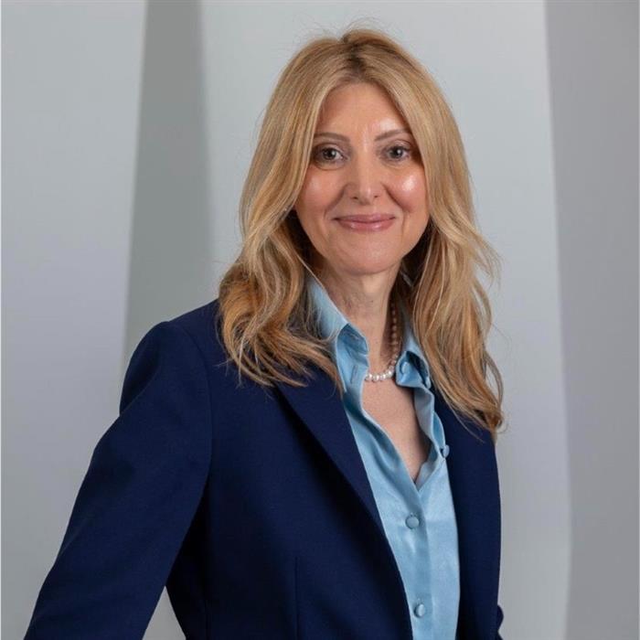 Denise  Scots-Knight net worth and biography