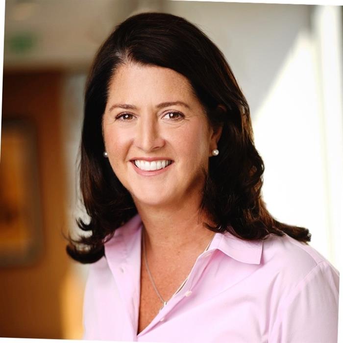 Lisa  Brezonik net worth and biography