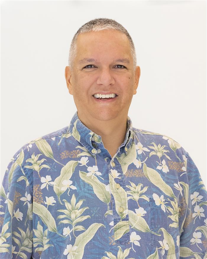 Arnold D.  Martines net worth and biography