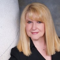 Karen Lynette  McKee net worth and biography