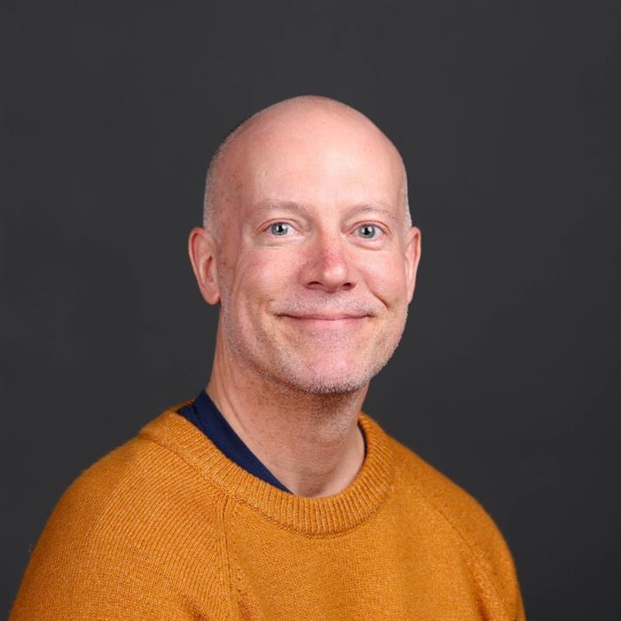 Mr. Chris Hoel