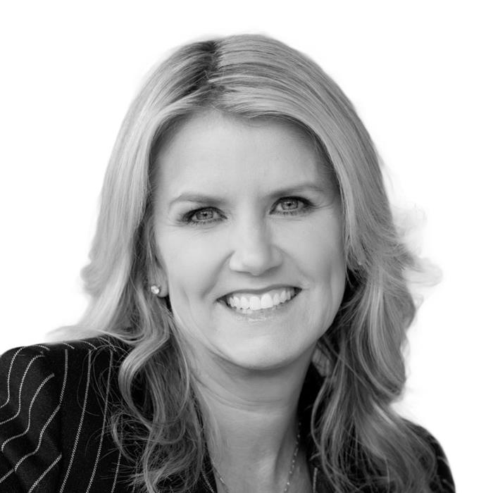 Amy  Coleman net worth and biography