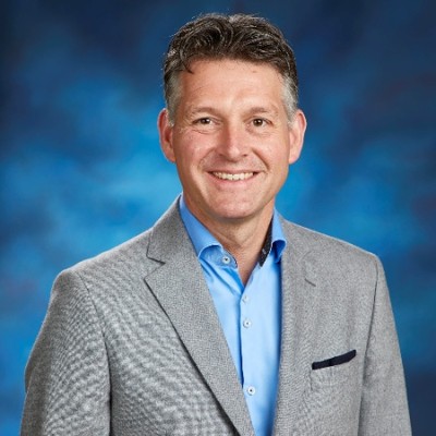 Robert J.  van der Kolk net worth and biography