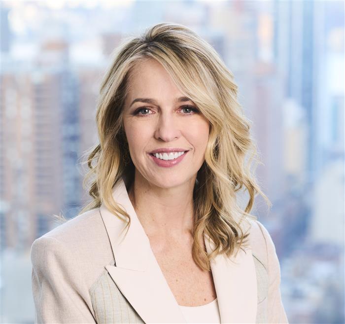 Pamela O.  Kaufman net worth and biography