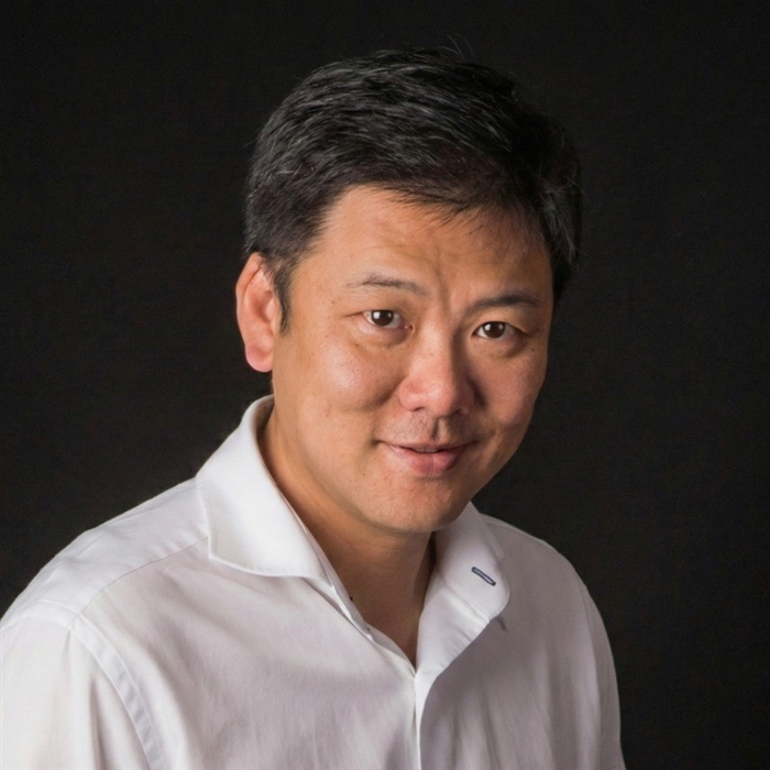 Alex Zhuangzhuang Peng