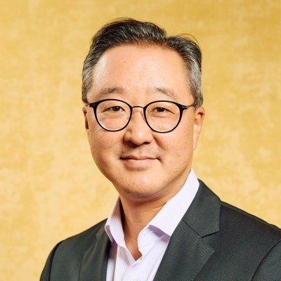 David J.  Lee net worth and biography