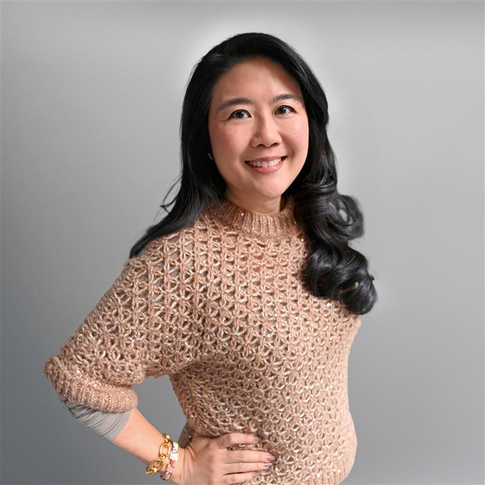 Angela  Sun net worth and biography