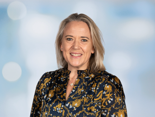 Nancy  Cruickshank net worth and biography